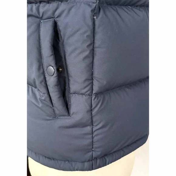 Aritzia Tna Women Medium Navy The Super Puff Vest Zip Hood  EUC - Picture 6 of 13